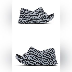Givenchy Logo Sandals!